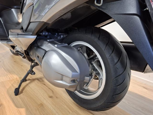 suzuki - burgman-400