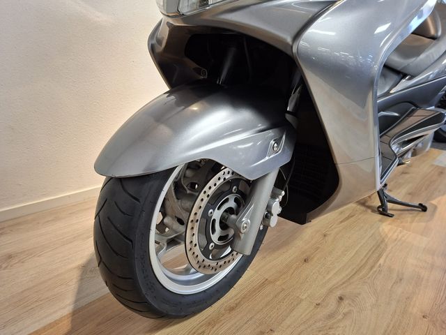 suzuki - burgman-400