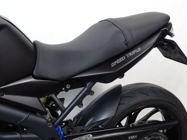 triumph - speed-triple-1050