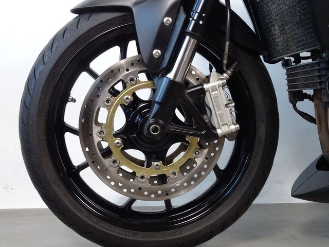 triumph - speed-triple-1050