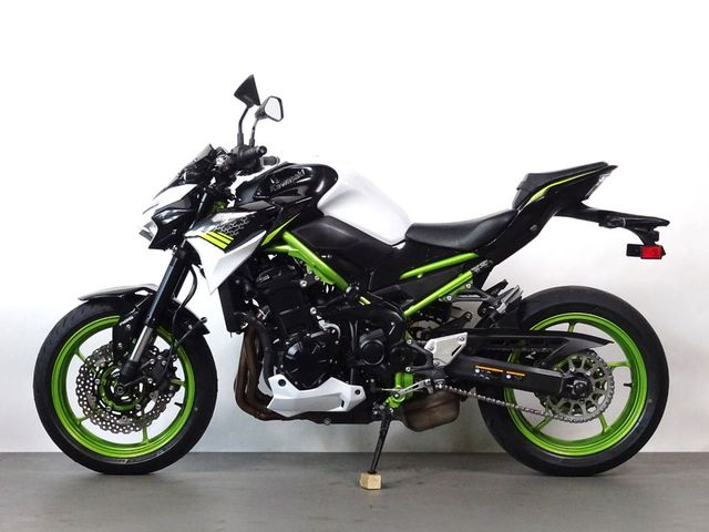 kawasaki - z900