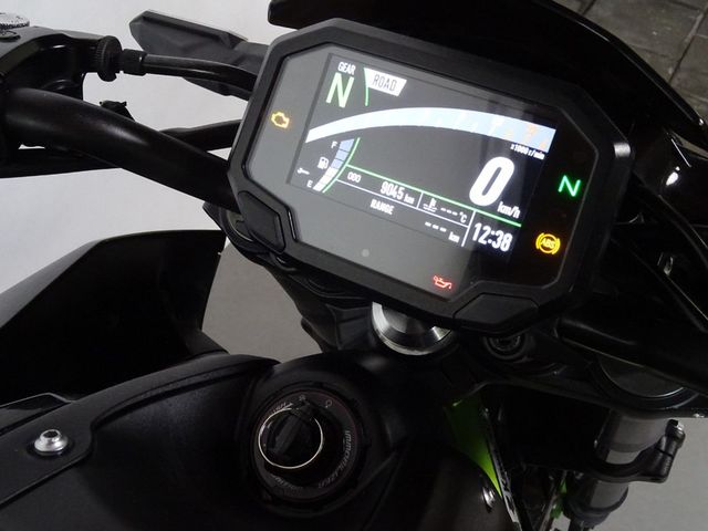 kawasaki - z900