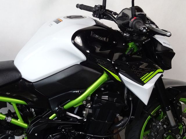 kawasaki - z900