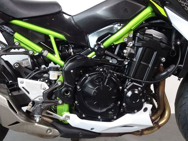 kawasaki - z900