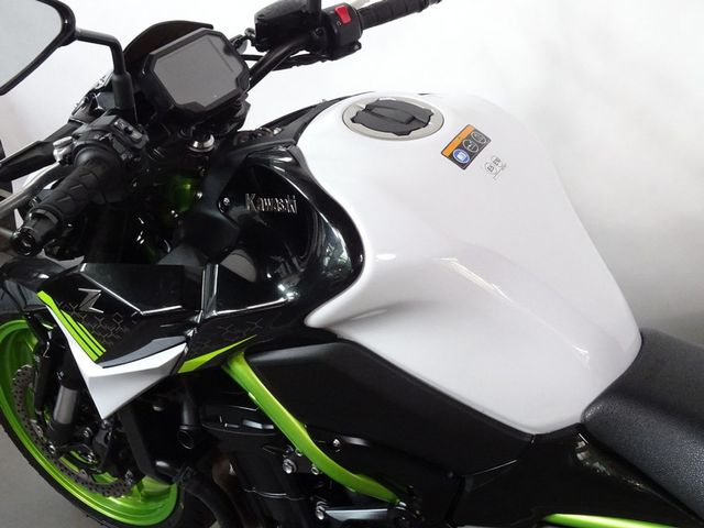 kawasaki - z900
