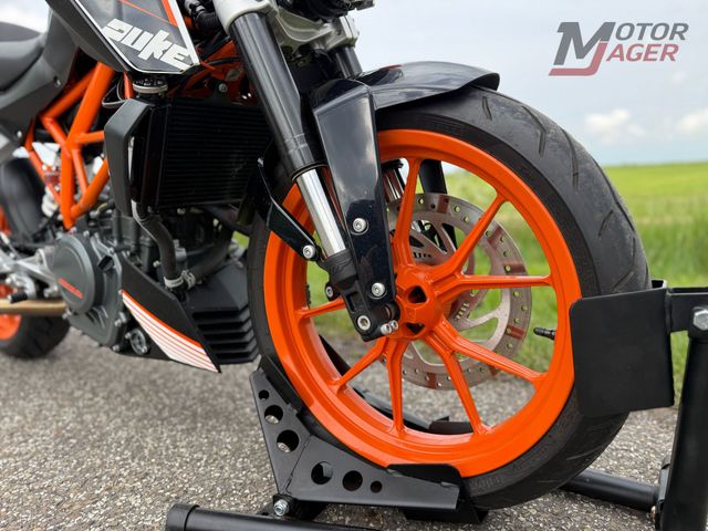 ktm - 390-duke-abs