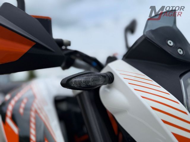 ktm - 390-duke-abs