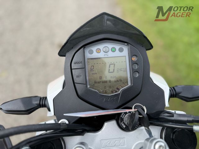 ktm - 390-duke-abs