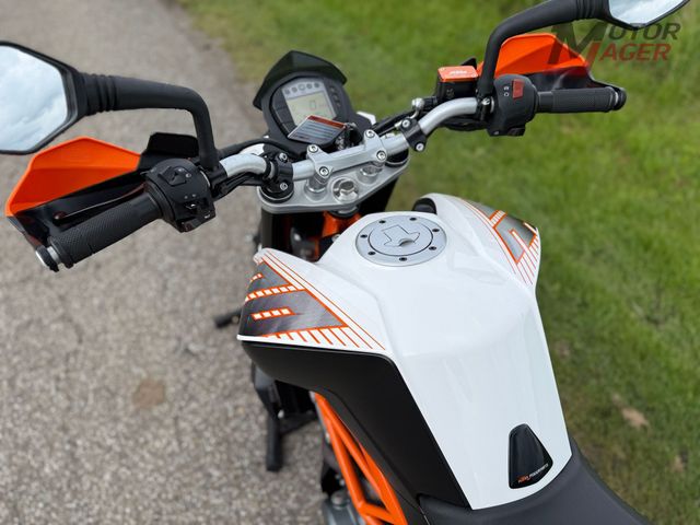 ktm - 390-duke-abs
