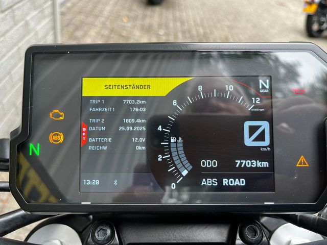 ktm - 390-duke-abs