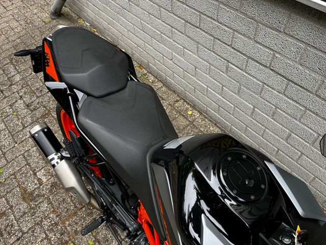ktm - 390-duke-abs