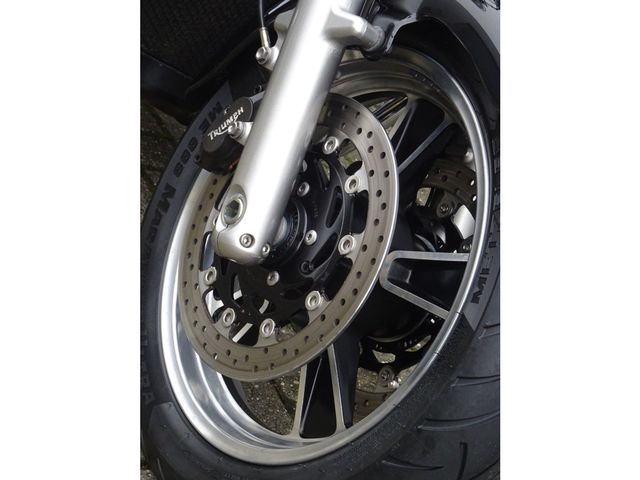 triumph - thunderbird-commander