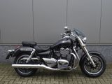TRIUMPH THUNDERBIRD COMMANDER