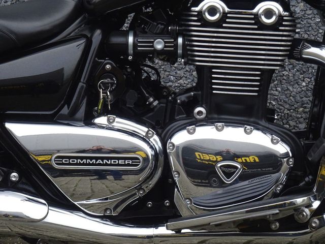 triumph - thunderbird-commander