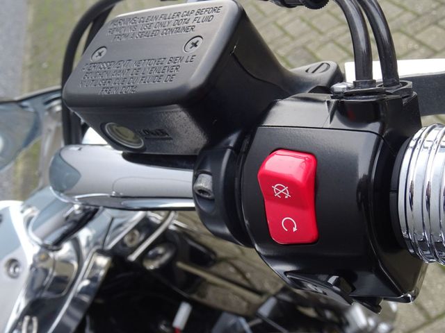 triumph - thunderbird-commander