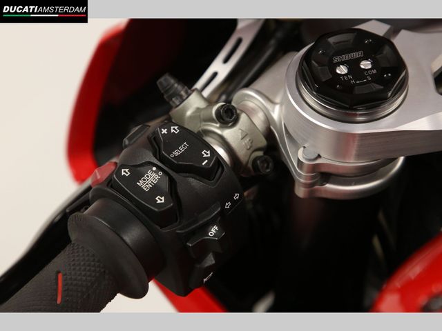 ducati - panigale-v4