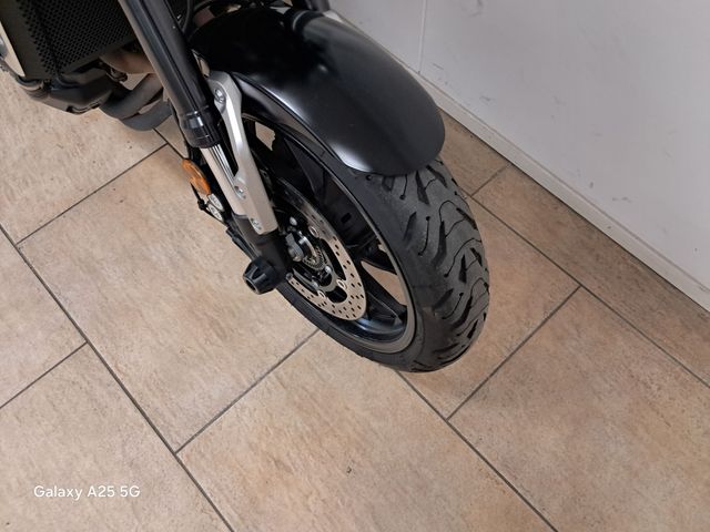 yamaha - xsr-900-abs