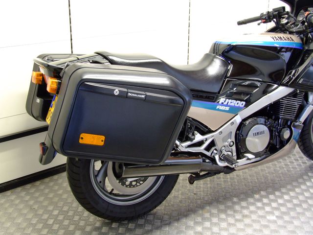 yamaha - fj-1200--abs