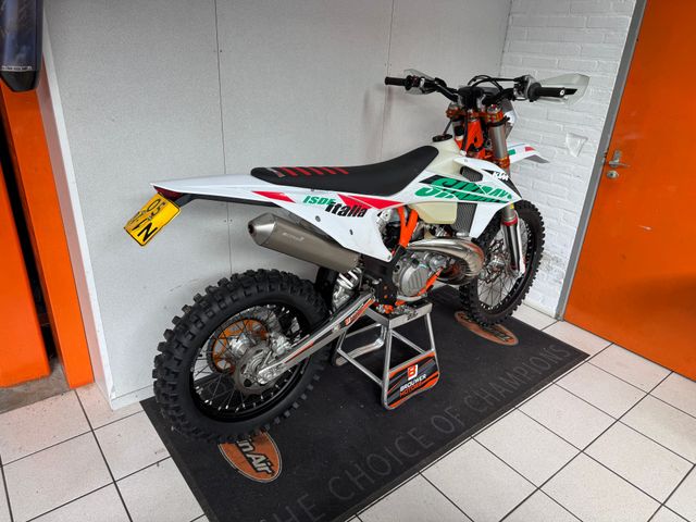 ktm - 300-exc-tpi-six-days
