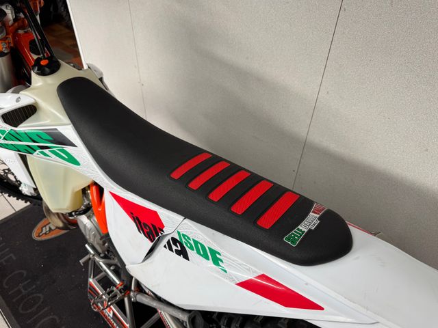 ktm - 300-exc-tpi-six-days