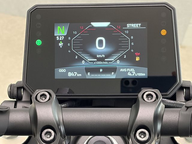 yamaha - mt-09-y-amt