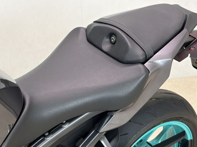 yamaha - mt-09-y-amt