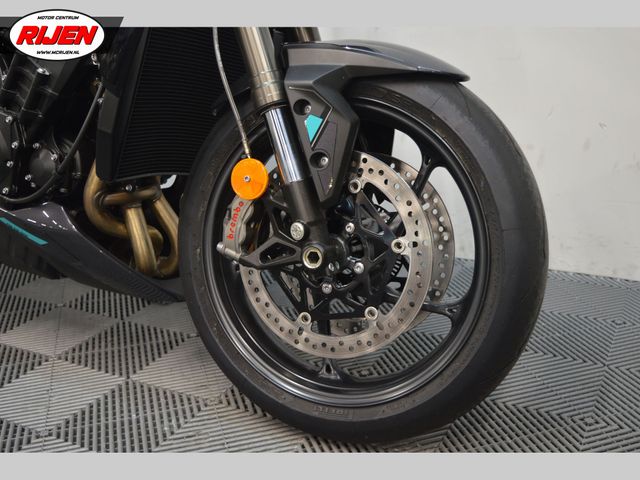 triumph - street-triple-rs