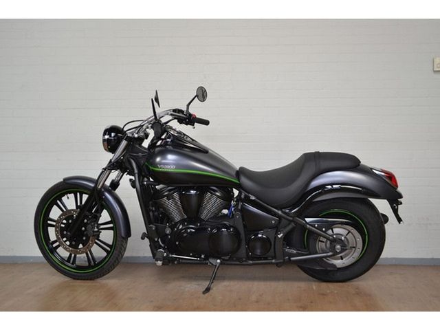 kawasaki - vn-900-custom