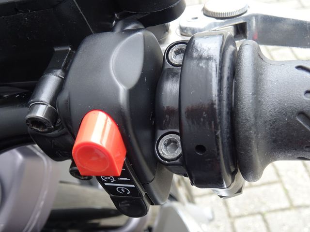 moto-guzzi - 1200-sport-abs