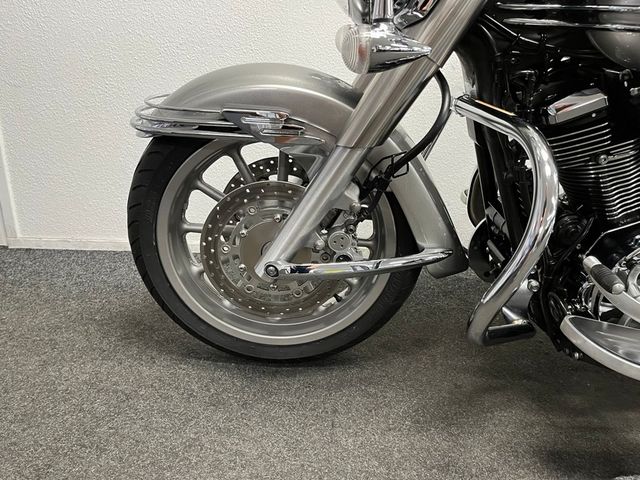 yamaha - xv-1900-midnight-star