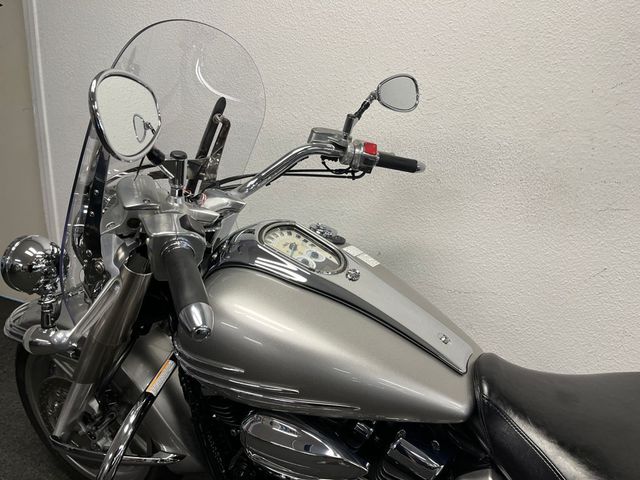 yamaha - xv-1900-midnight-star