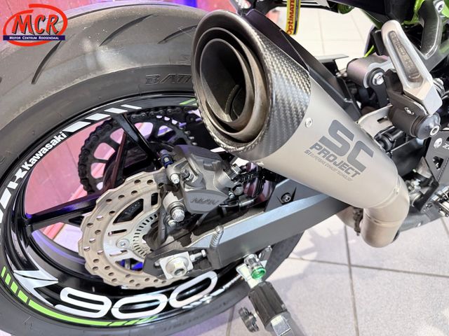 kawasaki - z900