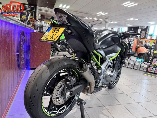 kawasaki - z900