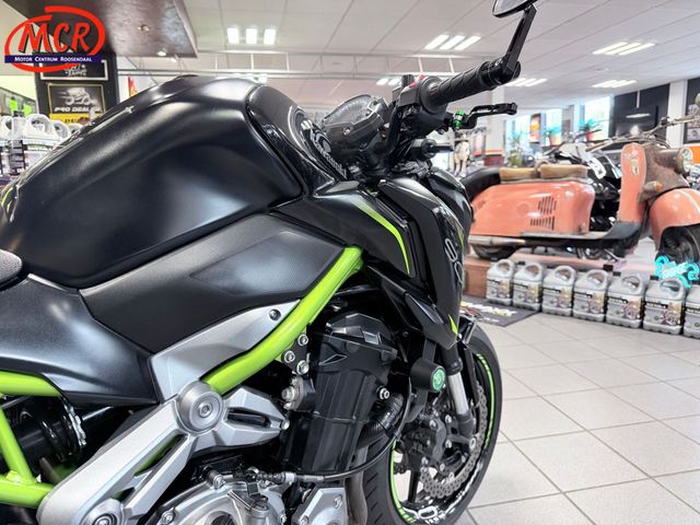 kawasaki - z900