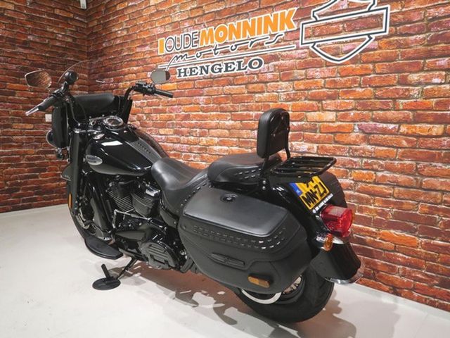 harley-davidson - heritage-softail-classic-114-flhcs