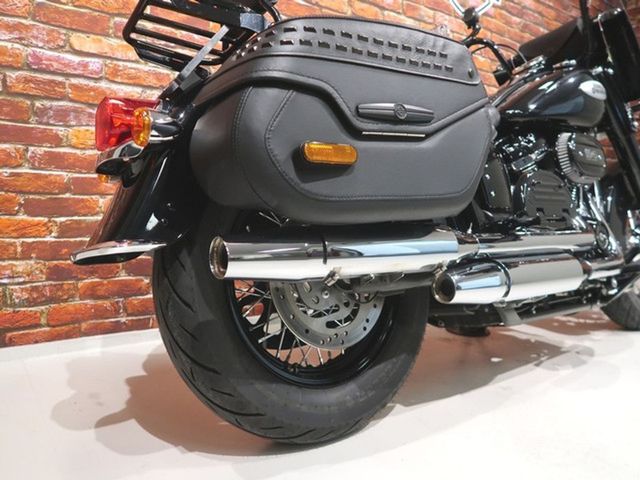 harley-davidson - heritage-softail-classic-114-flhcs