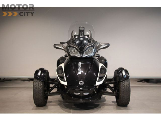 can-am - spyder-st