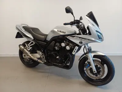 YAMAHA FZS 600 FAZER S – foto 2