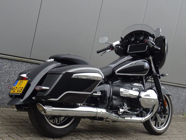 bmw - r-18-b