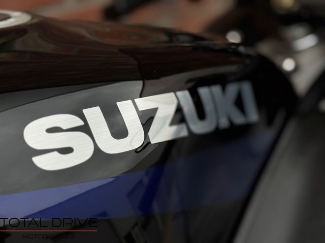 suzuki - gsx-1300-r