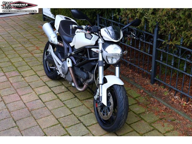 ducati - monster-696
