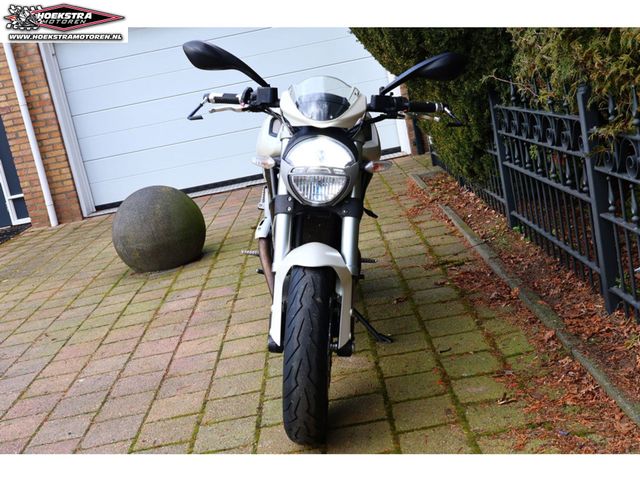 ducati - monster-696
