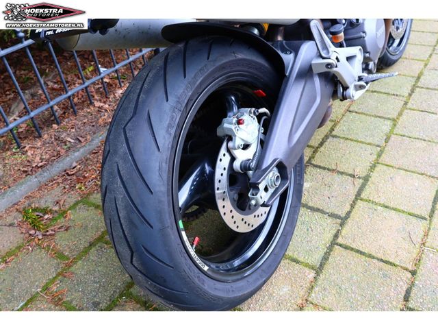 ducati - monster-696