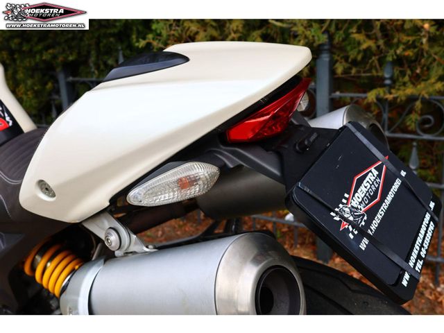 ducati - monster-696