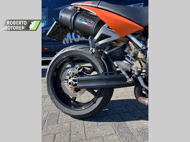 ktm - 990-super-duke