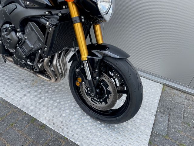 yamaha - fz-8