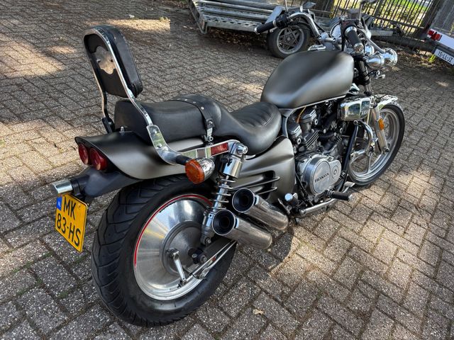 honda - vf-700-c-supermagna