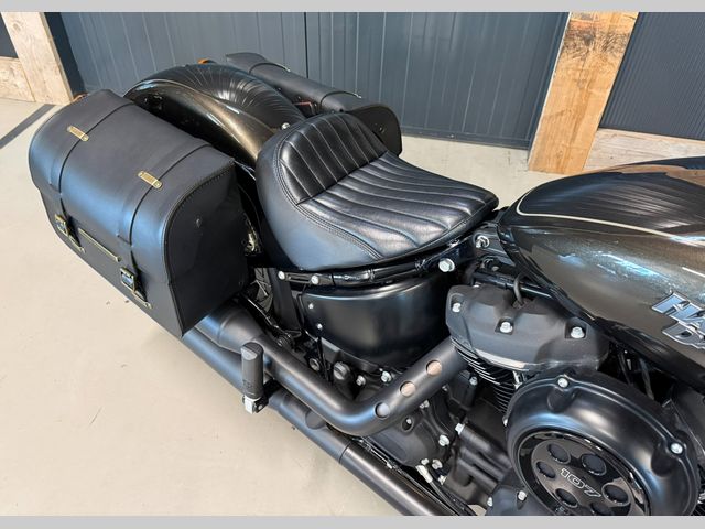 harley-davidson - street-bob-107