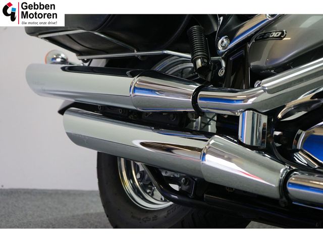 suzuki - vl-800-volusia