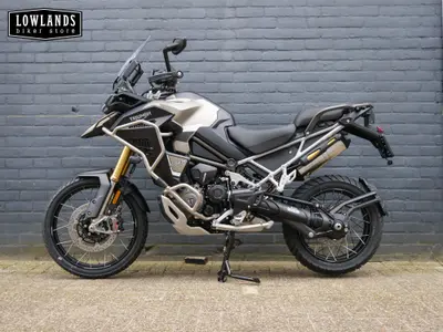 TRIUMPH TIGER 1200 RALLY EXPLORER – foto 3
